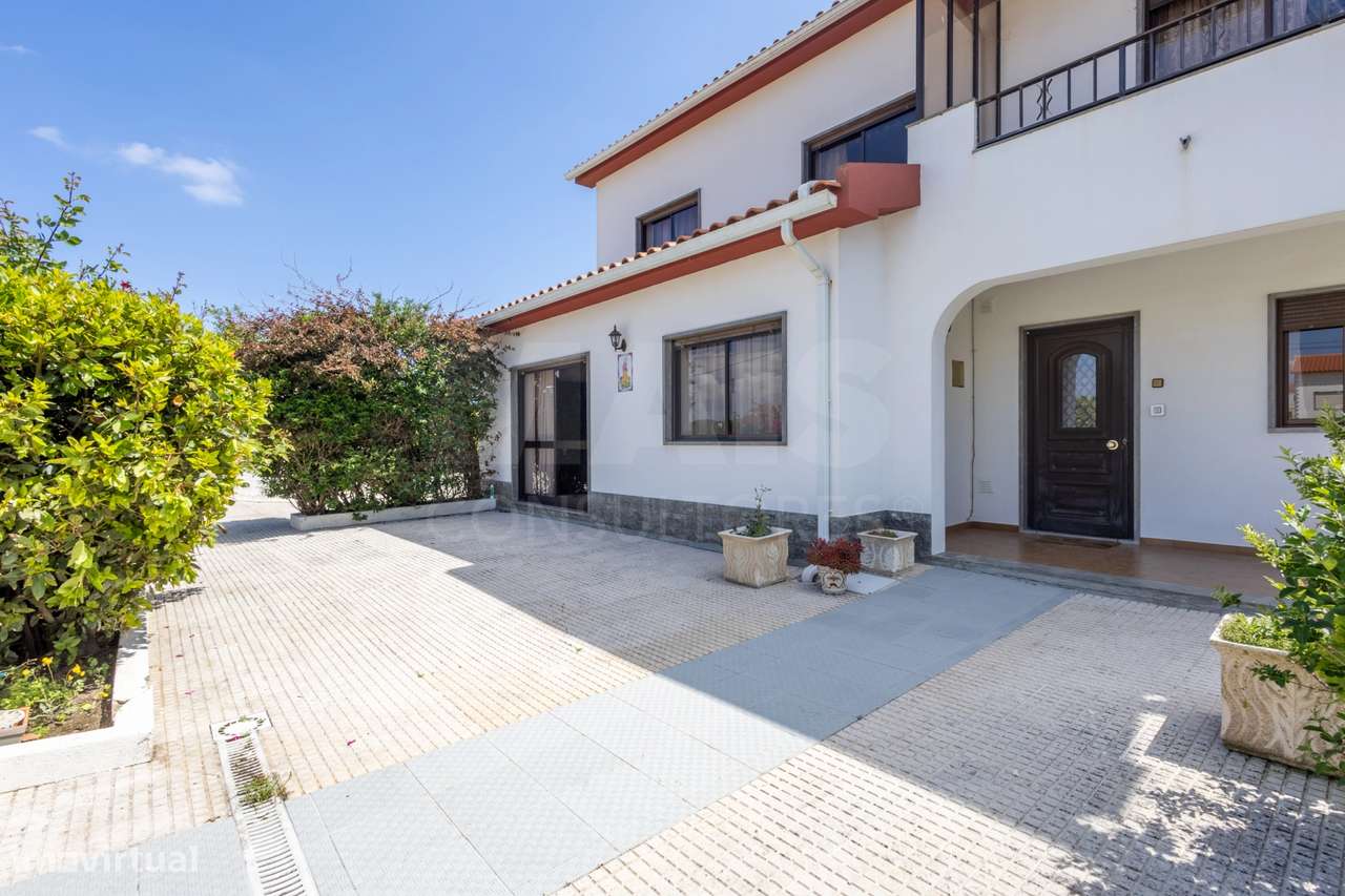 Moradia em terreno de 2 hectares junto à praia dos Supertubos - Grande imagem: 4/45