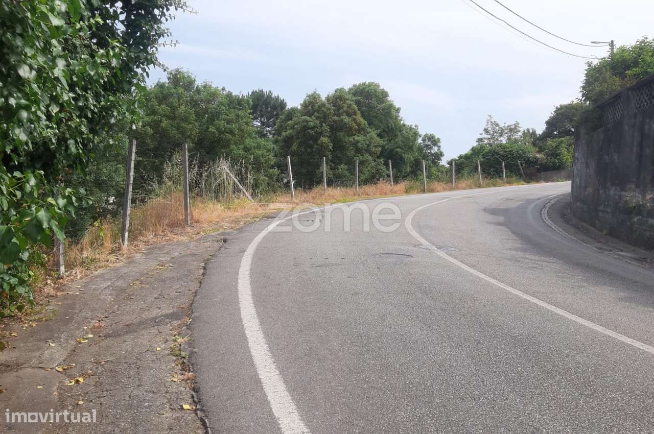 Terreno urbano para construção, com 5.160 m2, Oliveira de Azeméis - Grande imagem: 2/9