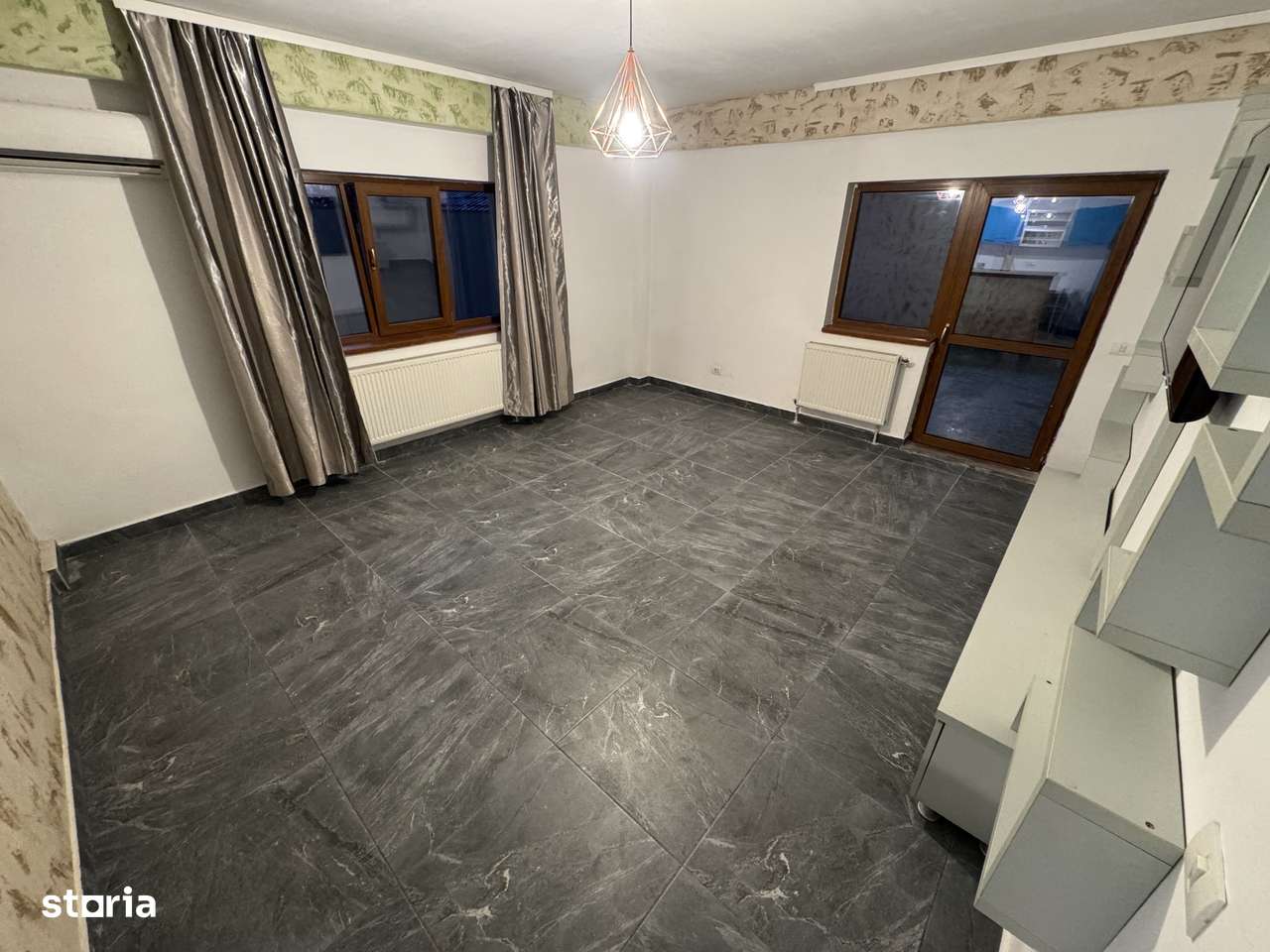 Apartament 2 camere zona Casa de Cultura cu Curte - Imagine principală: 1/13