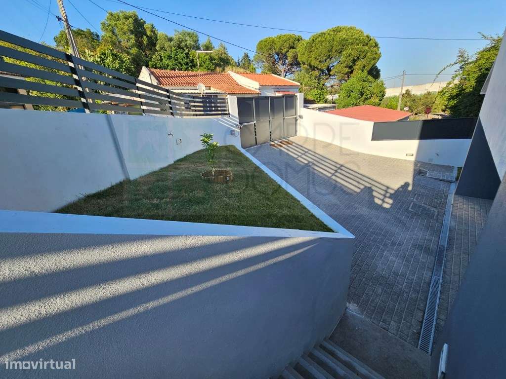 Moradia nova T4, com piscina, em Alverca, Vila Franca de Xira, Lisboa-50