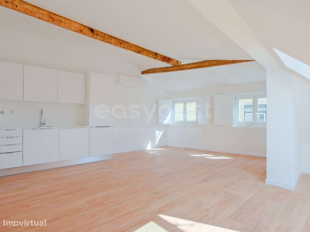 Apartamento totalmente remodelado no coração do Bairro Alto - Grande imagem: 2/24