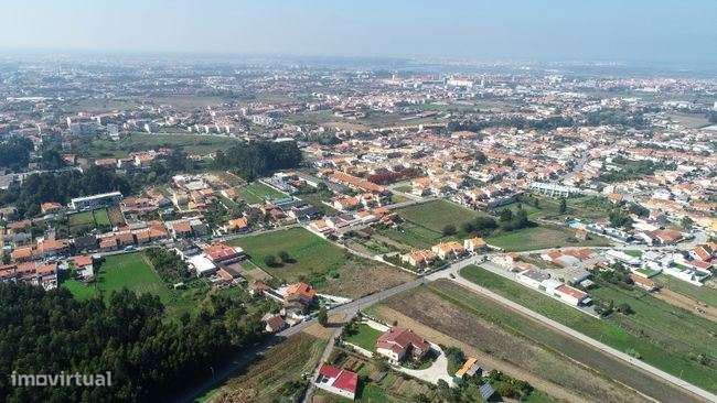 Terreno para construção de moradias - Grande imagem: 4/6