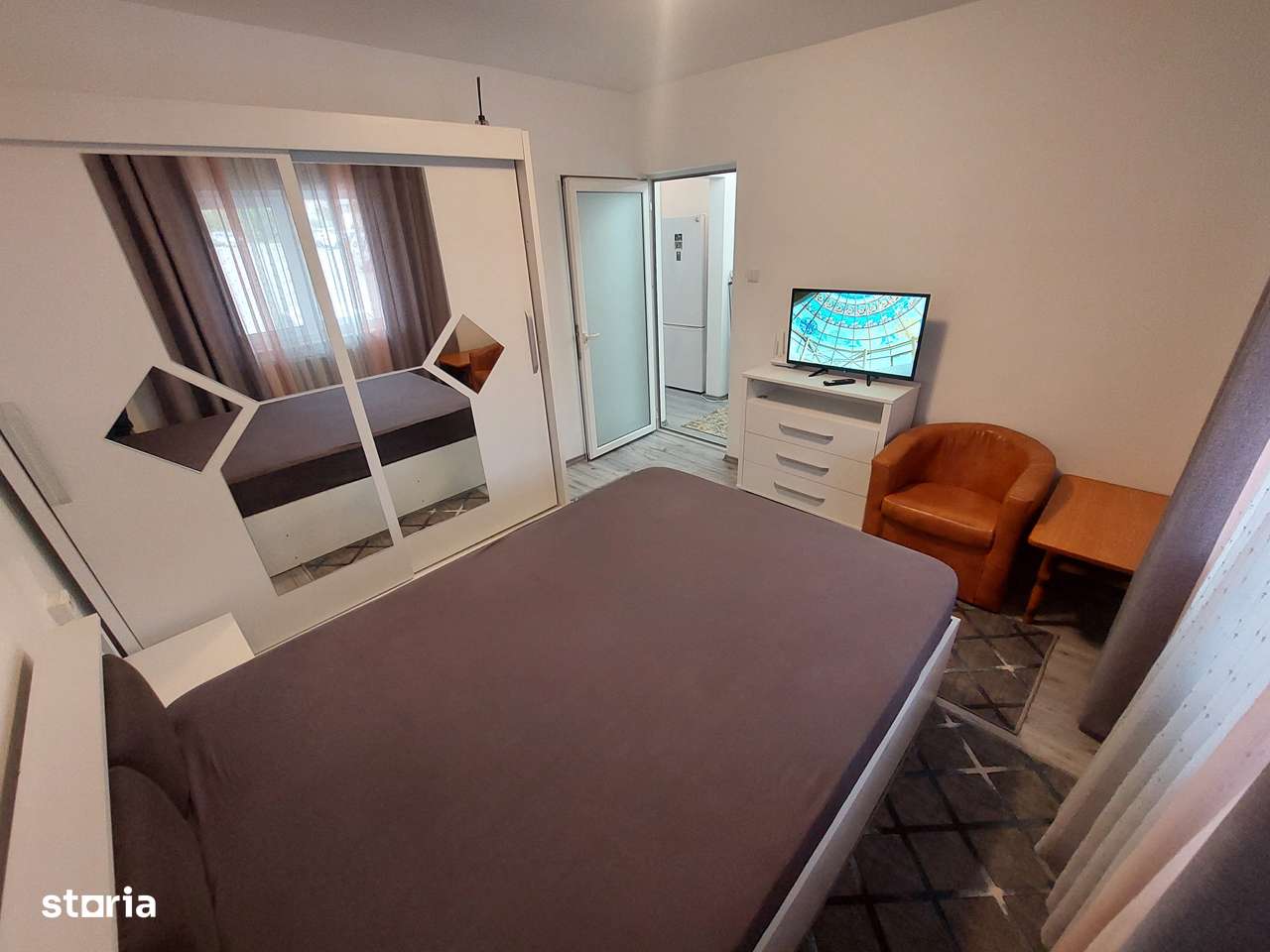 Vindem Apartament 2 camere Super,RENOVAT mobilat si utilat-8