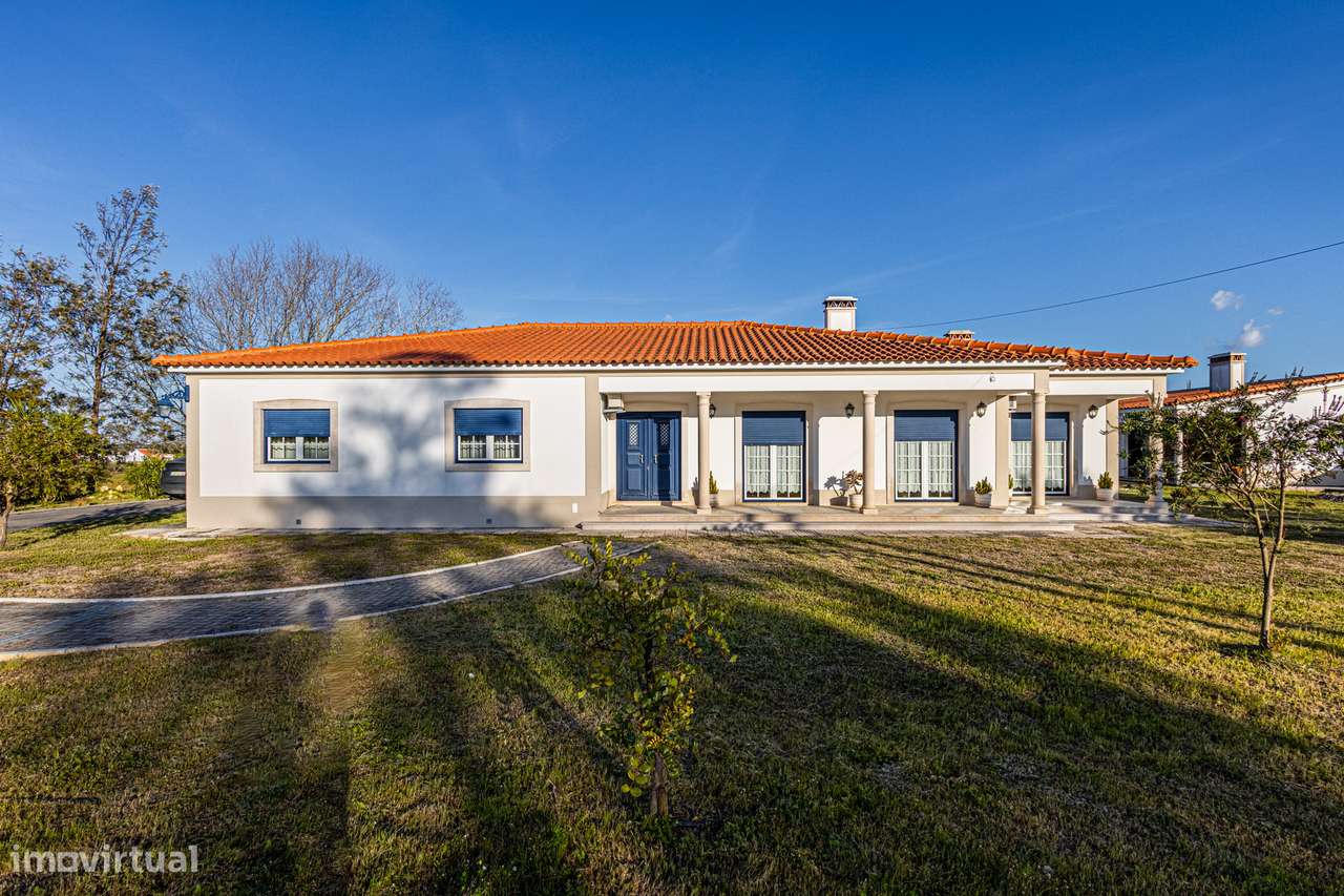 MORADIA T4 TÉRREA + GARAGEM + TERTÚLIA-1