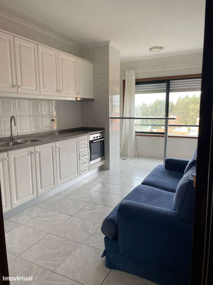 Apartamento T2 em Condomínio Fechado com Piscina - Grande imagem: 4/17