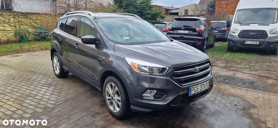 Ford Escape 2.0 EcoBoost AWD Titanium - 8