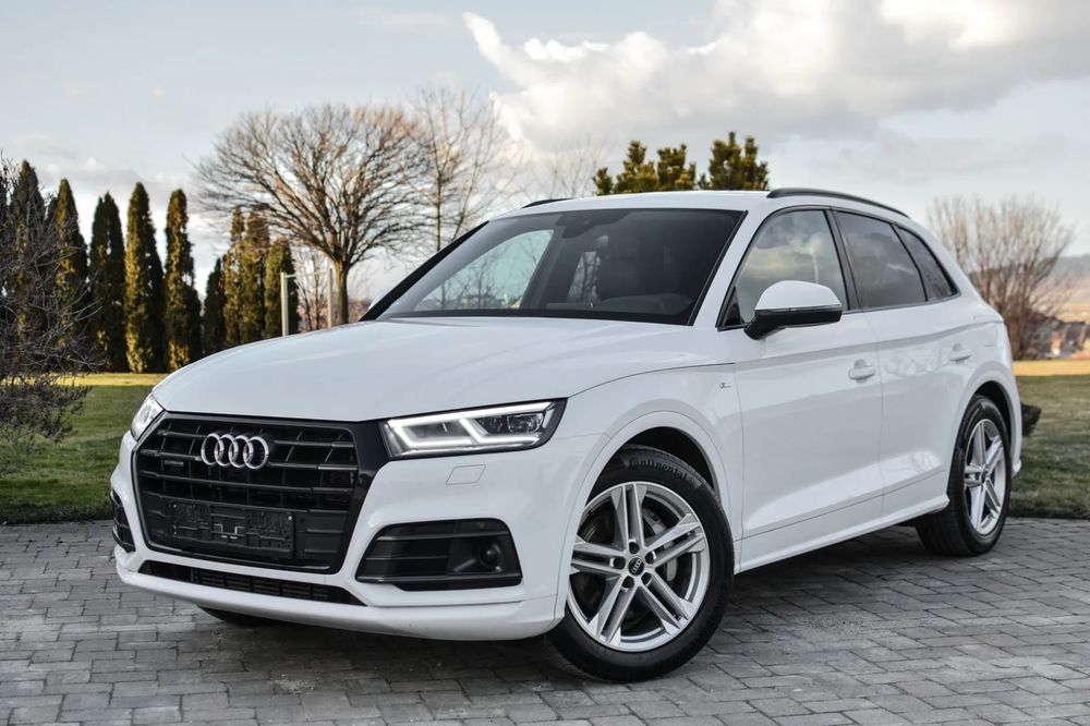 Audi Q5 FY [2016 - Prezent] 50 TFSI e quattro S tronic PHEV S Line 2021