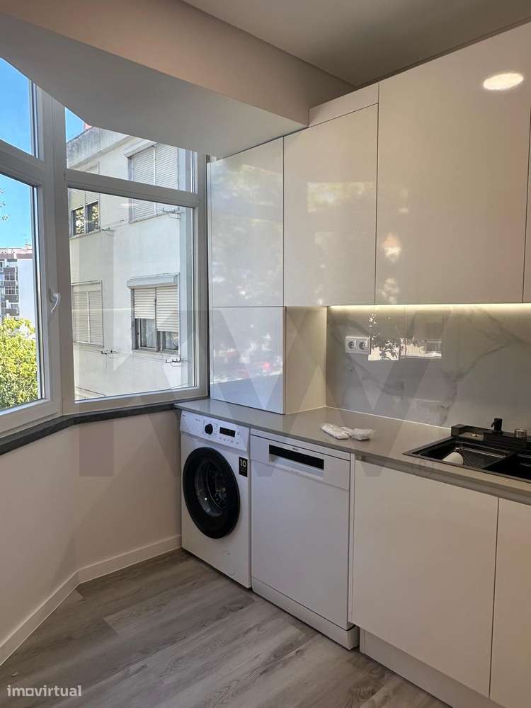 APARTAMENTO T3 / ARRENTELA  315.000 €-31