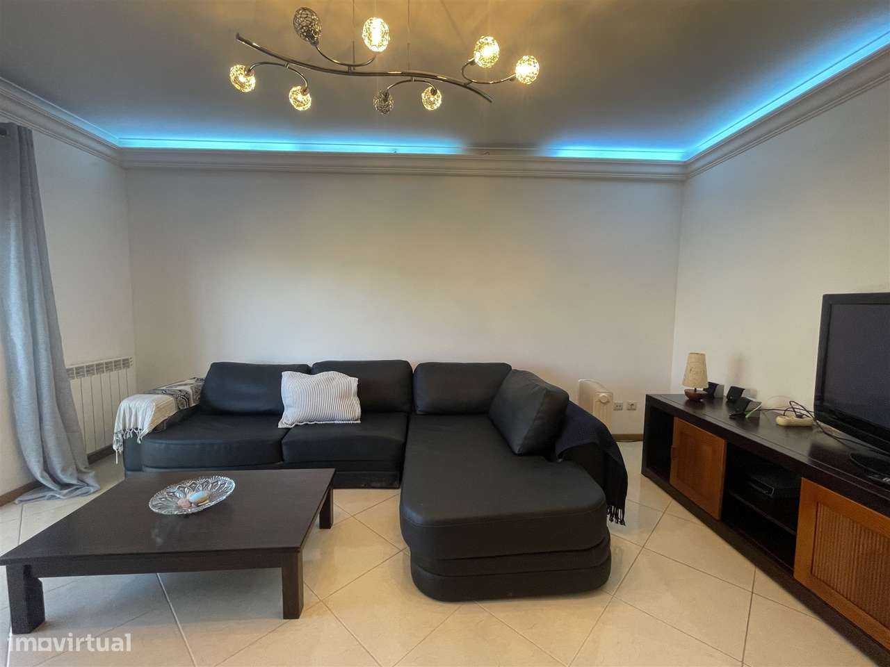 Apartamento T2 + 1 / Garagem  / Terraço / Vista  Mar / Nazaré / Leiria-11