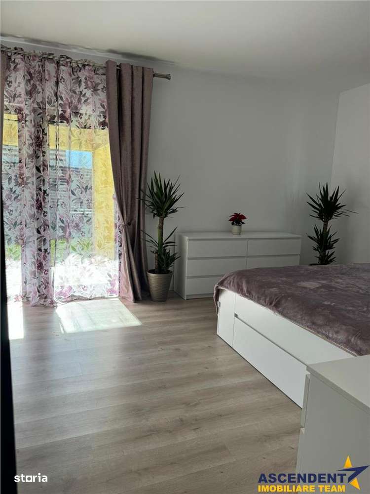 Casa singura in curte,  Zizin , Tarlungeni , Brasov - Imagine principală: 5/15