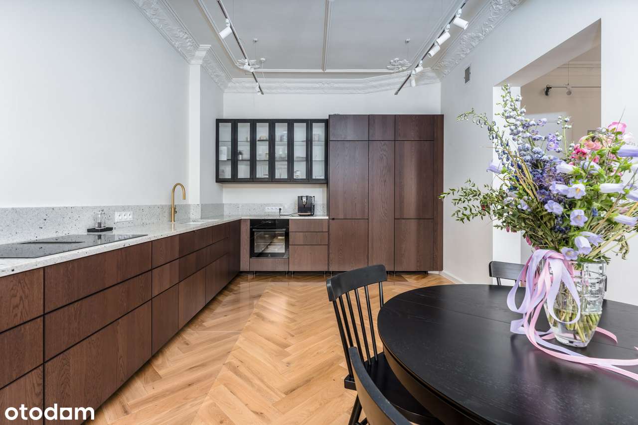 Apartament z duszą w odrestaurowanej kamiennicy-Premium-7