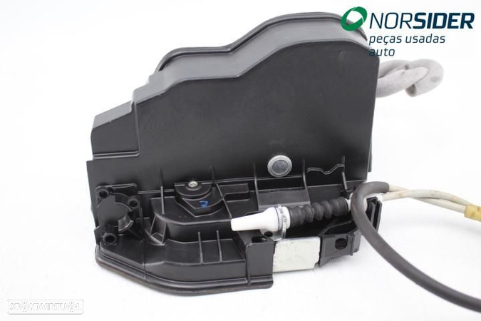 Fecho da porta tras direita Bmw Serie-5 Touring (F11)|10-14 - 2