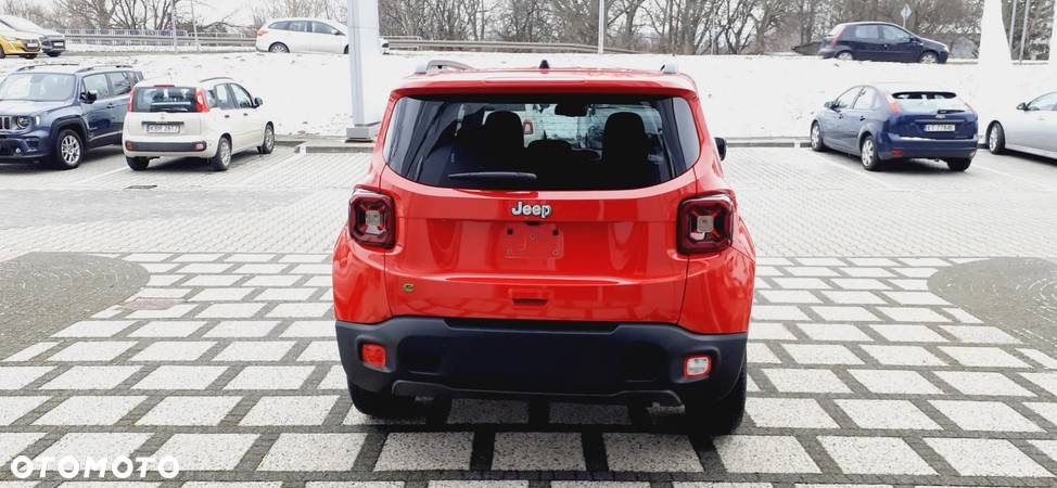 Jeep Renegade 1.5 T4 mHEV Limited FWD S&S DCT - 6