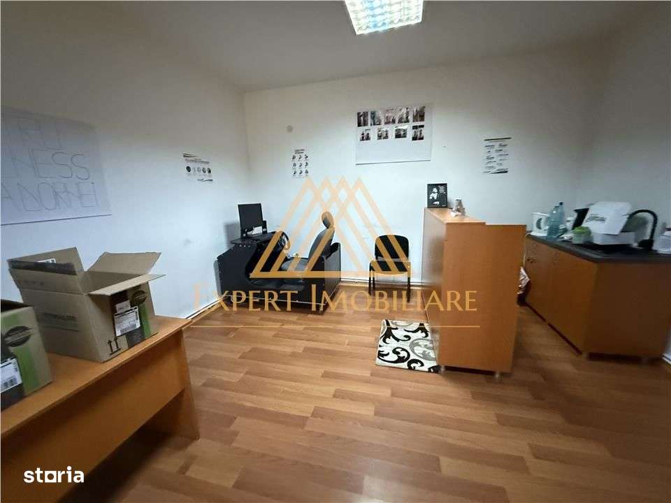 Spatiu birouri de vanzare-11