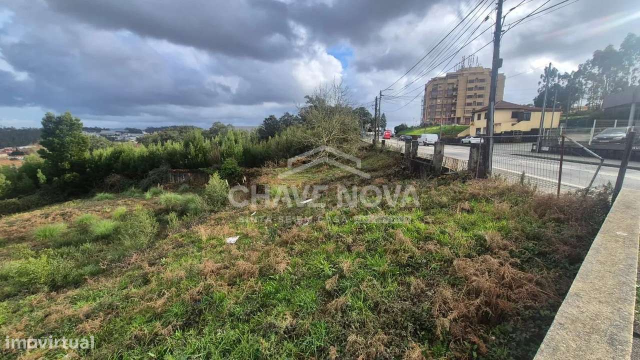 Terreno Urbano na Estrada N1, em Lourosa - Grande imagem: 3/6