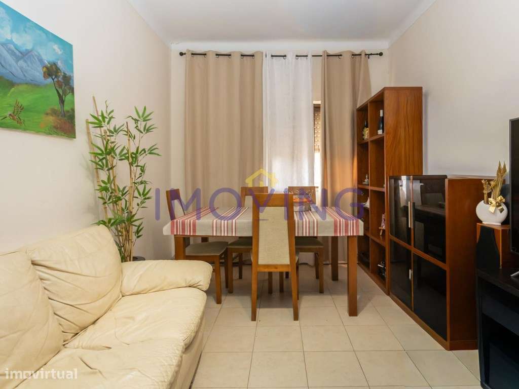 Apartamento T2 para venda no Barreiro-0