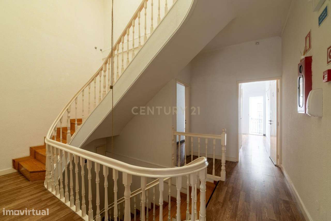 Prédio no Centro do Porto | Rua Conde de Vizela-9