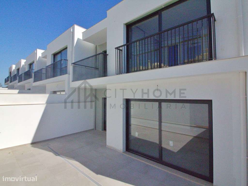 Moradias T3 de Luxo em Armação de Pêra - Grande imagem: 2/30