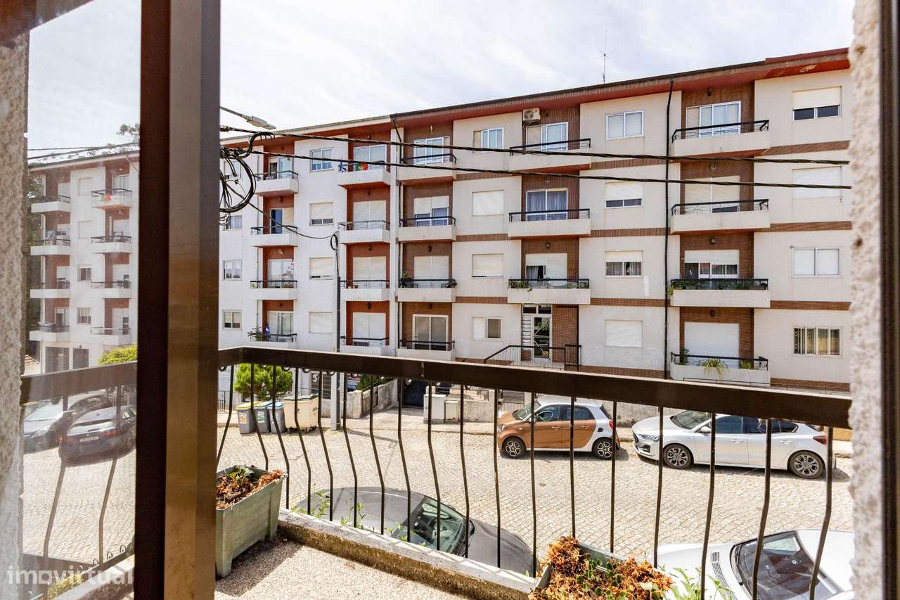 Moradia T3+1 Renovada em Fânzeres (Seixo).Garagem, Jardim e...-22