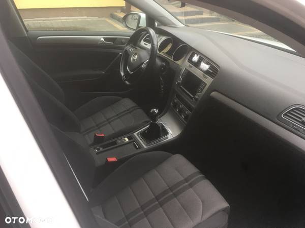 Volkswagen Golf VII 1.4 TSI BMT Comfortline - 11