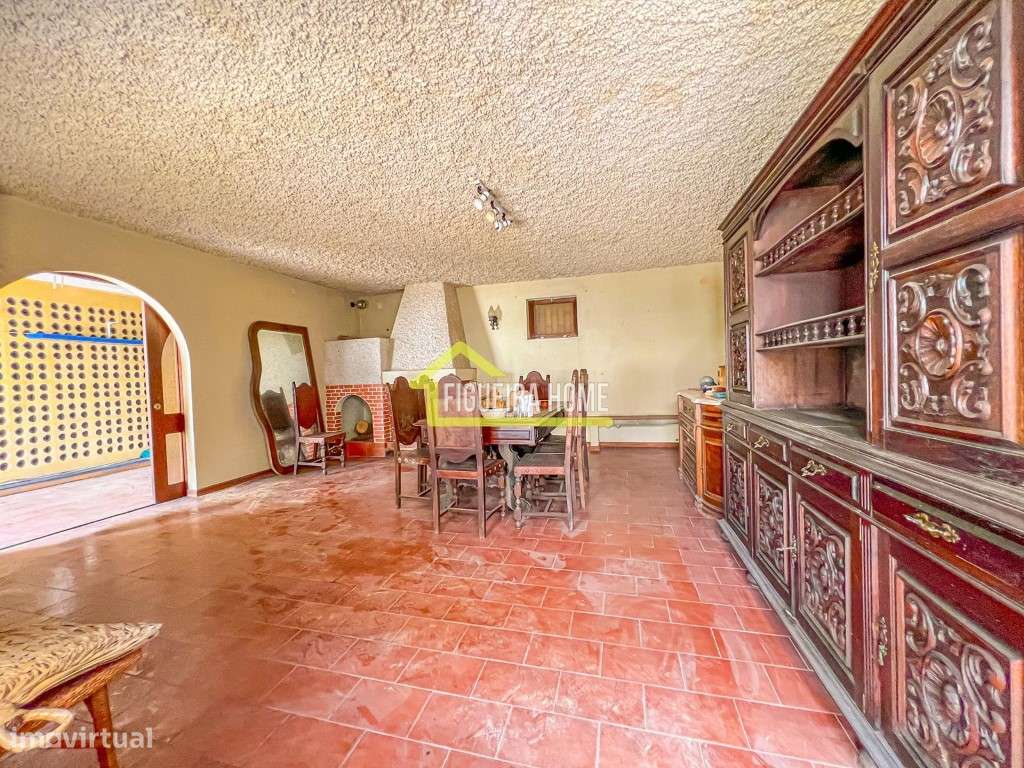 Andar de moradia com 4 quartos, garagem e anexo-45