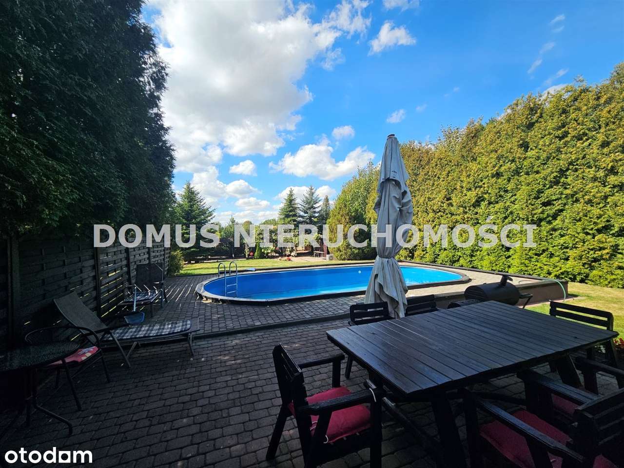 Dom z basenem okolice Koluszek-11