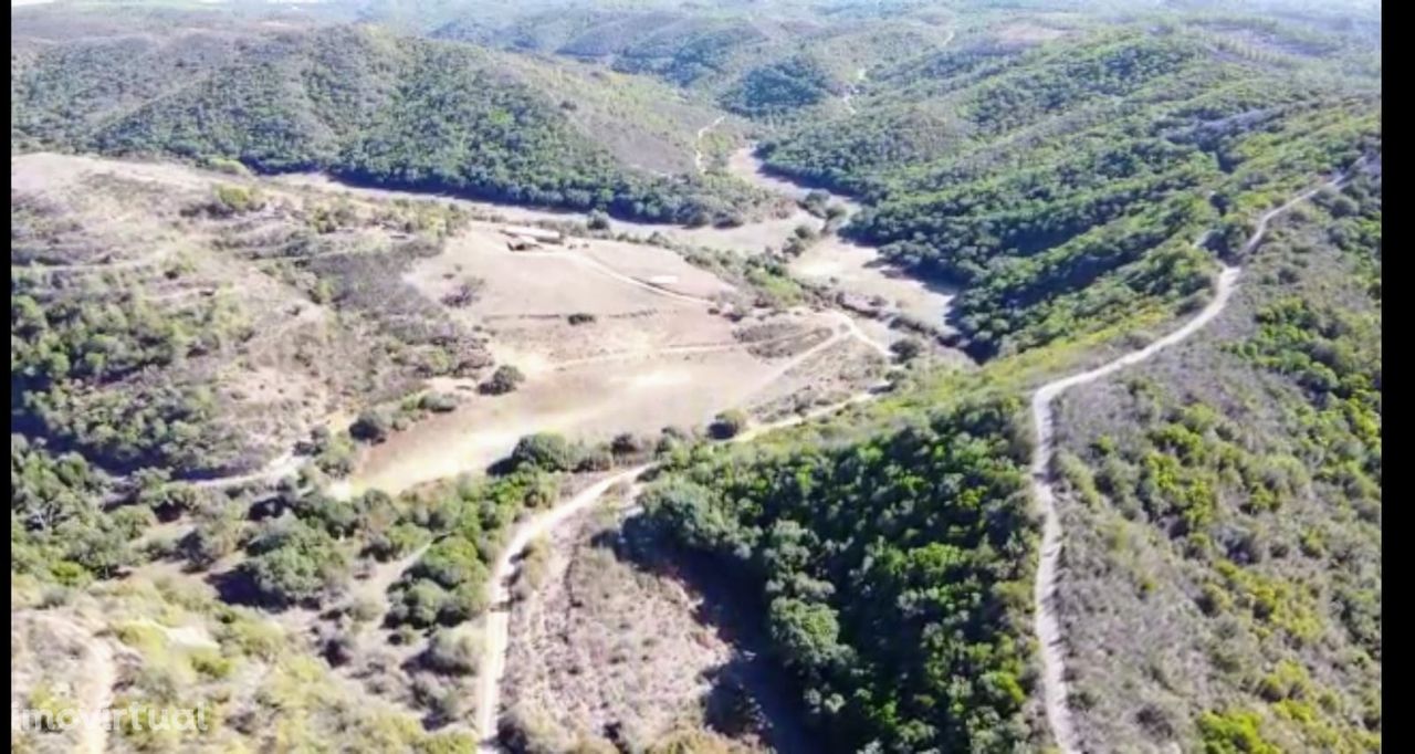 Herdade 276 hectares em Aljezur