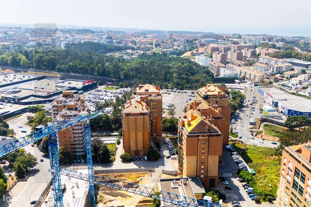 T2 Remodelado com 97 m2 e Garagem | Jardins da Arrábida-31