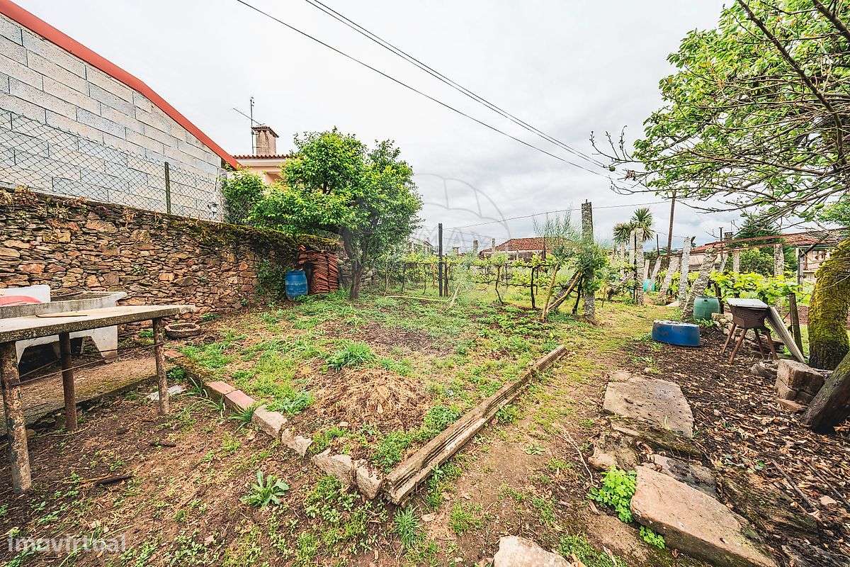 Moradia T3 para venda-9