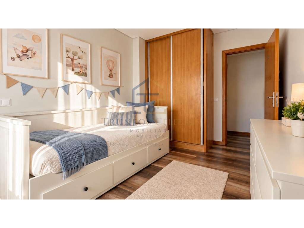 Apartamento T3 Renovado com Suíte e Garagem Fechada | Vila do Conde-10