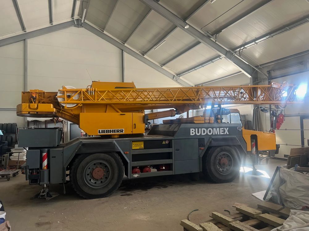 Liebherr LTM 1996