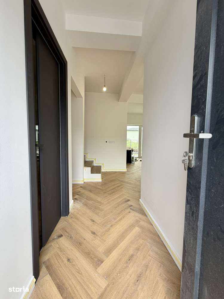PF! Casa4 camere 110mp 2 bai zona Bucium-9