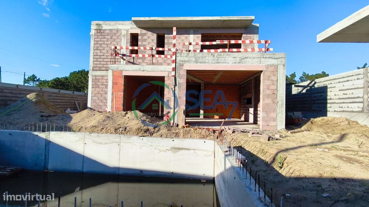 Moradia T3 Nova com piscina, Apúlia - Esposende-3