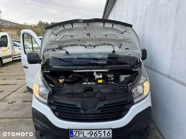 Renault Trafic - 16