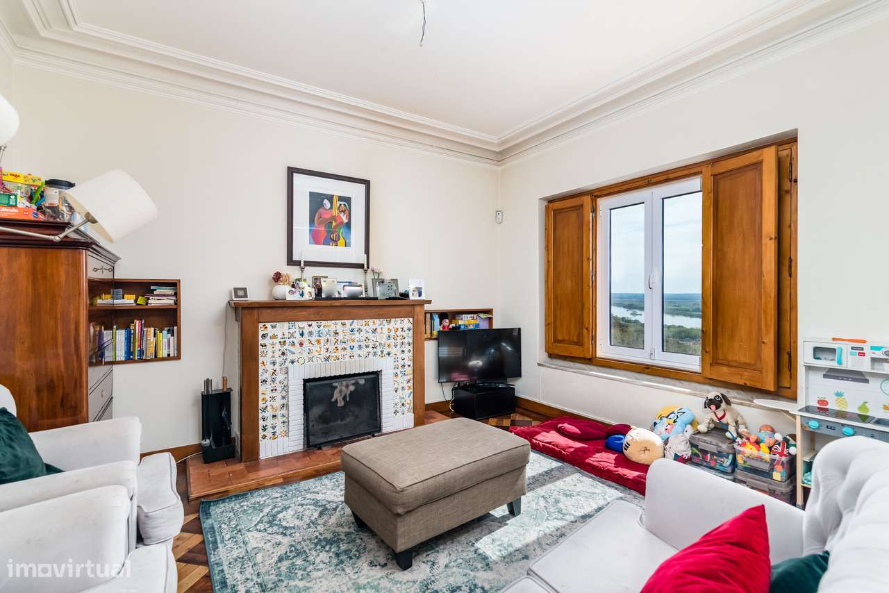 MORADIA T5 | REMODELADA | VISTA RIO | 207 M2  | JARDIM - Grande imagem: 5/50