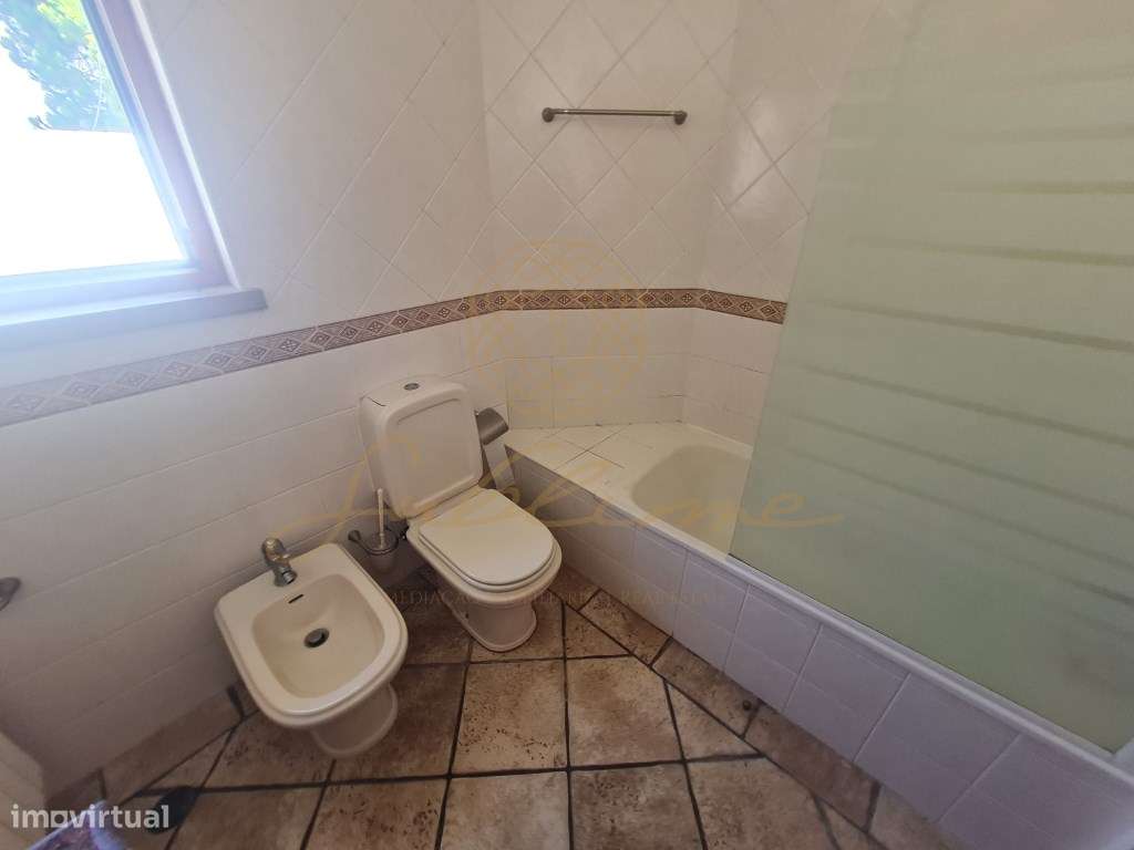 Moradia isolada V3+2 situada em Caixas, Sesimbra com Piscina-27