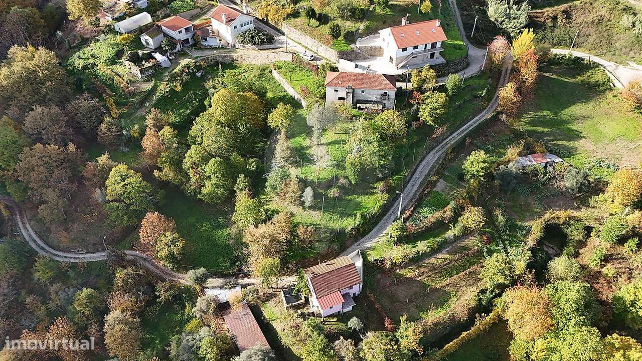 Moradia T4 para venda-23