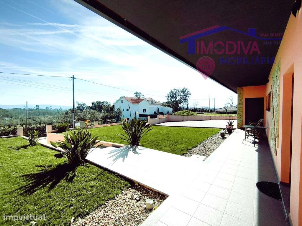 Moradia térrea T3 com garagem em Figueiró dos Vinhos - Grande imagem: 4/57