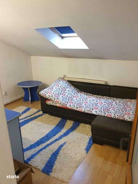 Inchiriez apartament cu 3 camere, zona centrala - Imagine principală: 4/8