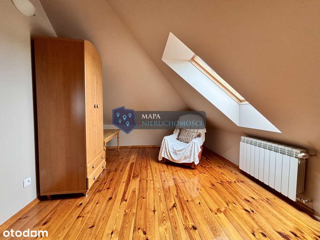 Wygodny dom z pięknym zielonym ogrodem-15