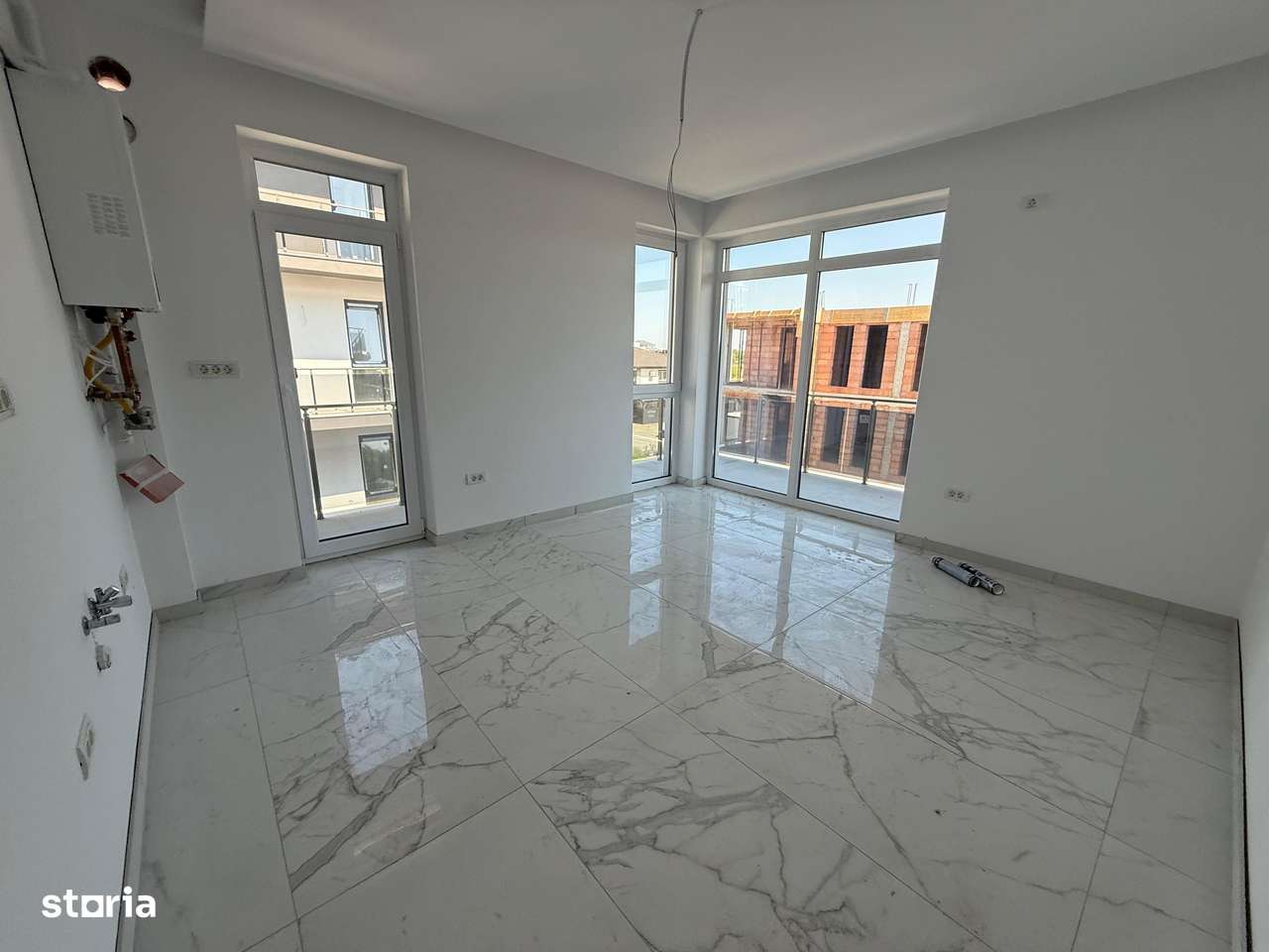 DEZVOLTATOR -APARTAMENT CU DOUA CAMERE SI TERASA DE 16 MP- BRAYTIM-3