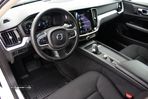 Volvo V60 2.0 B4 Momentum Geartronic - 14