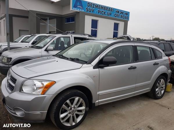 Dezmembrez Dodge Caliber 2.0d/1,8b - 3