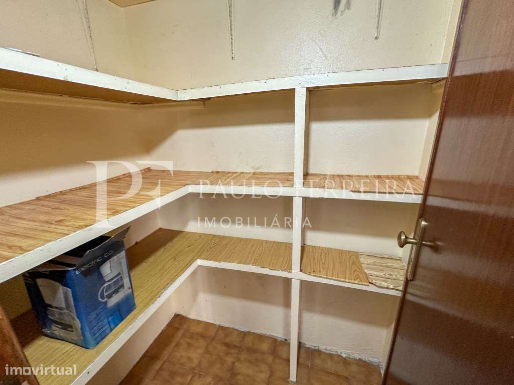 Apartamento T1+1 no centro próximo da praia-12