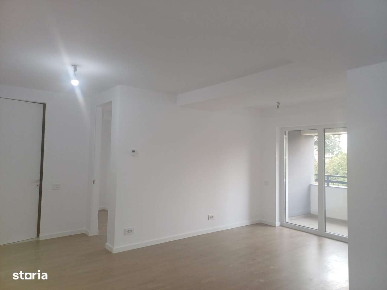 Ultracentral, ap.2cam., et.2, bloc Bucegi, nemobilat, 600e - Imagine principală: 5/11