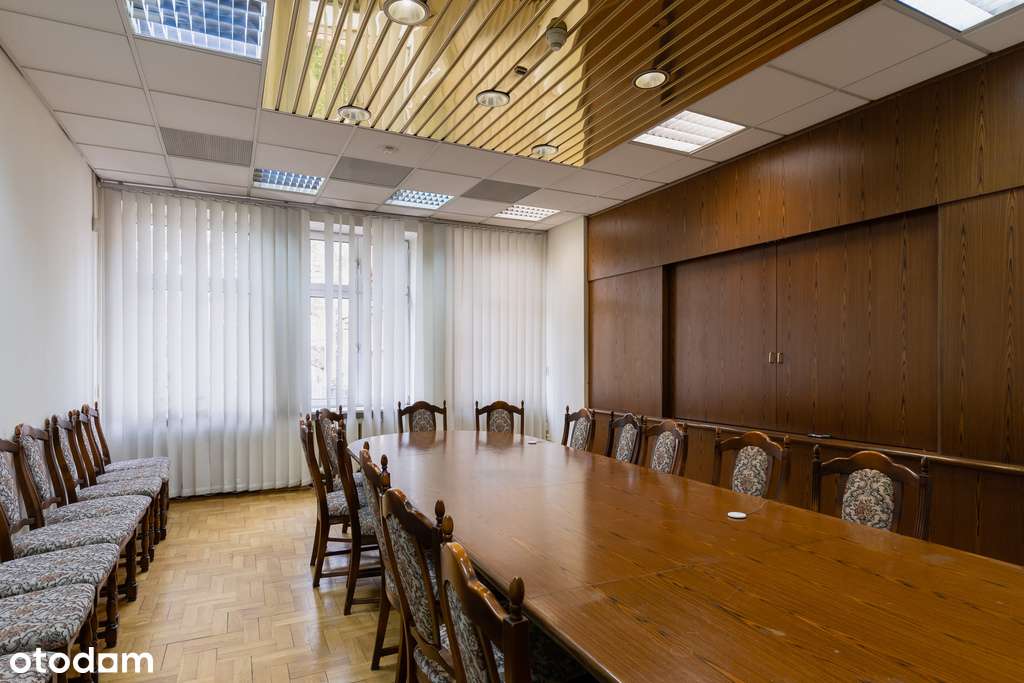 Atrakcyjna lokalizacja w centrum miasta - Pełny obrazek: 4/10