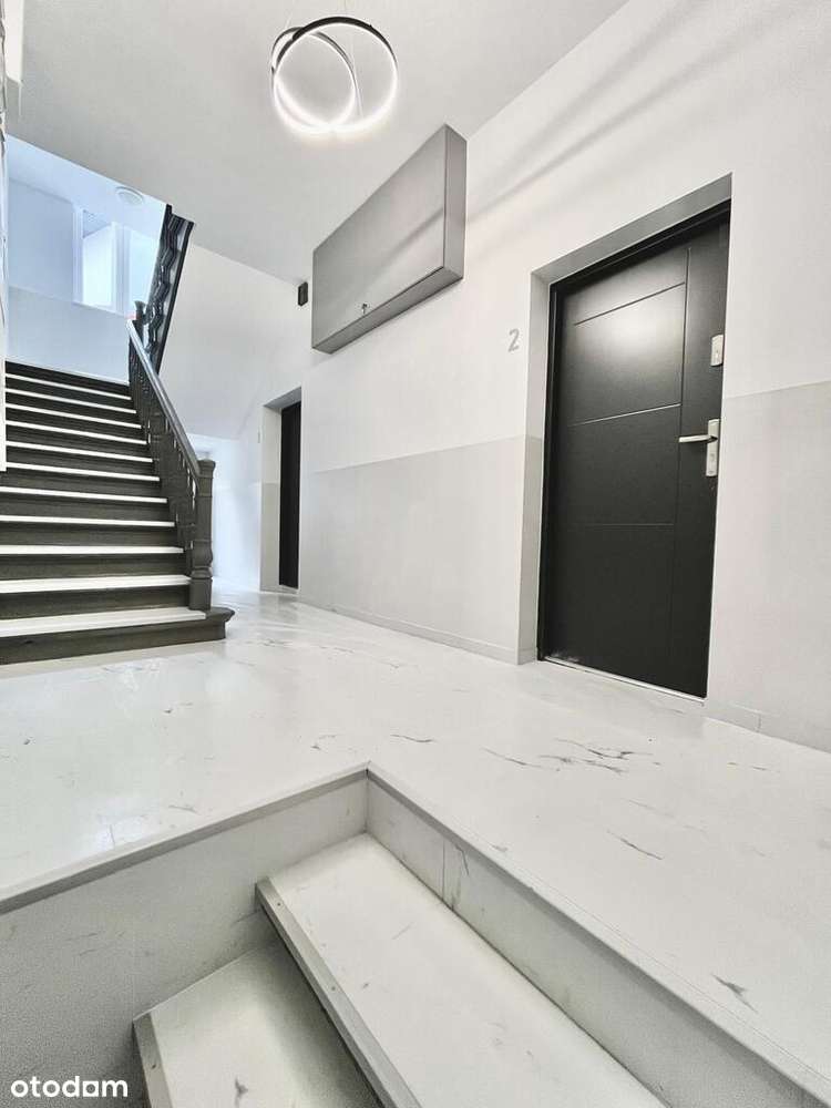 Ostatnia kawalerka! Wyremontowana kamienica!-13