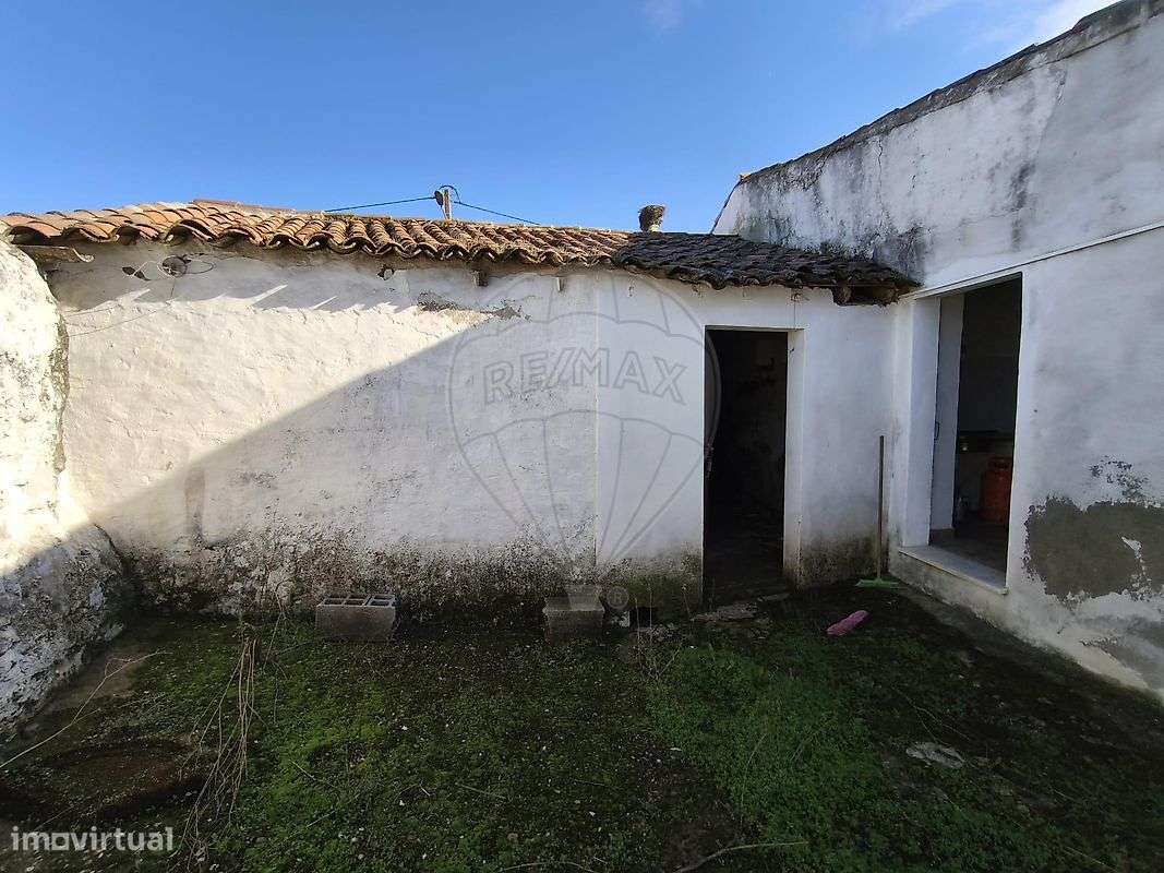 Moradia T4 para venda-16