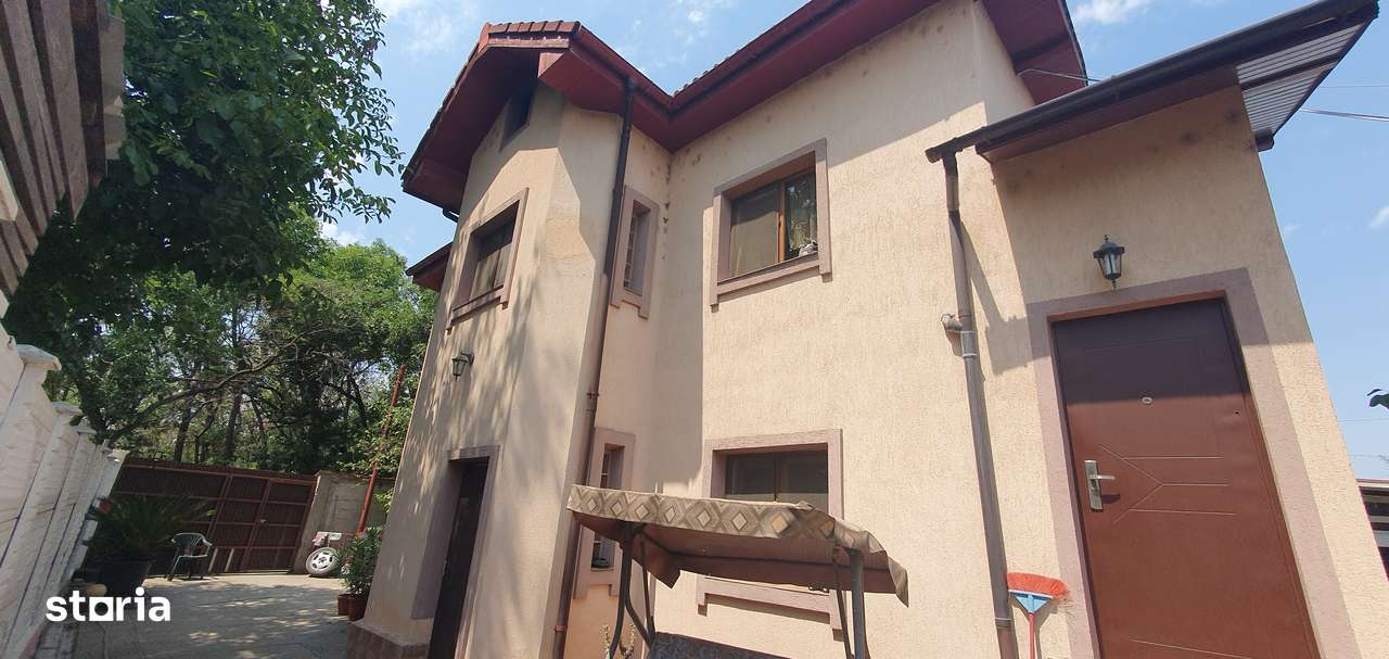 Doua corpuri de case bariera - Imagine principală: 1/20