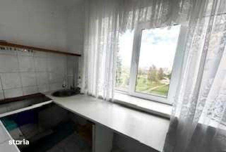 Garsoniera semid zona Poarta 6-4